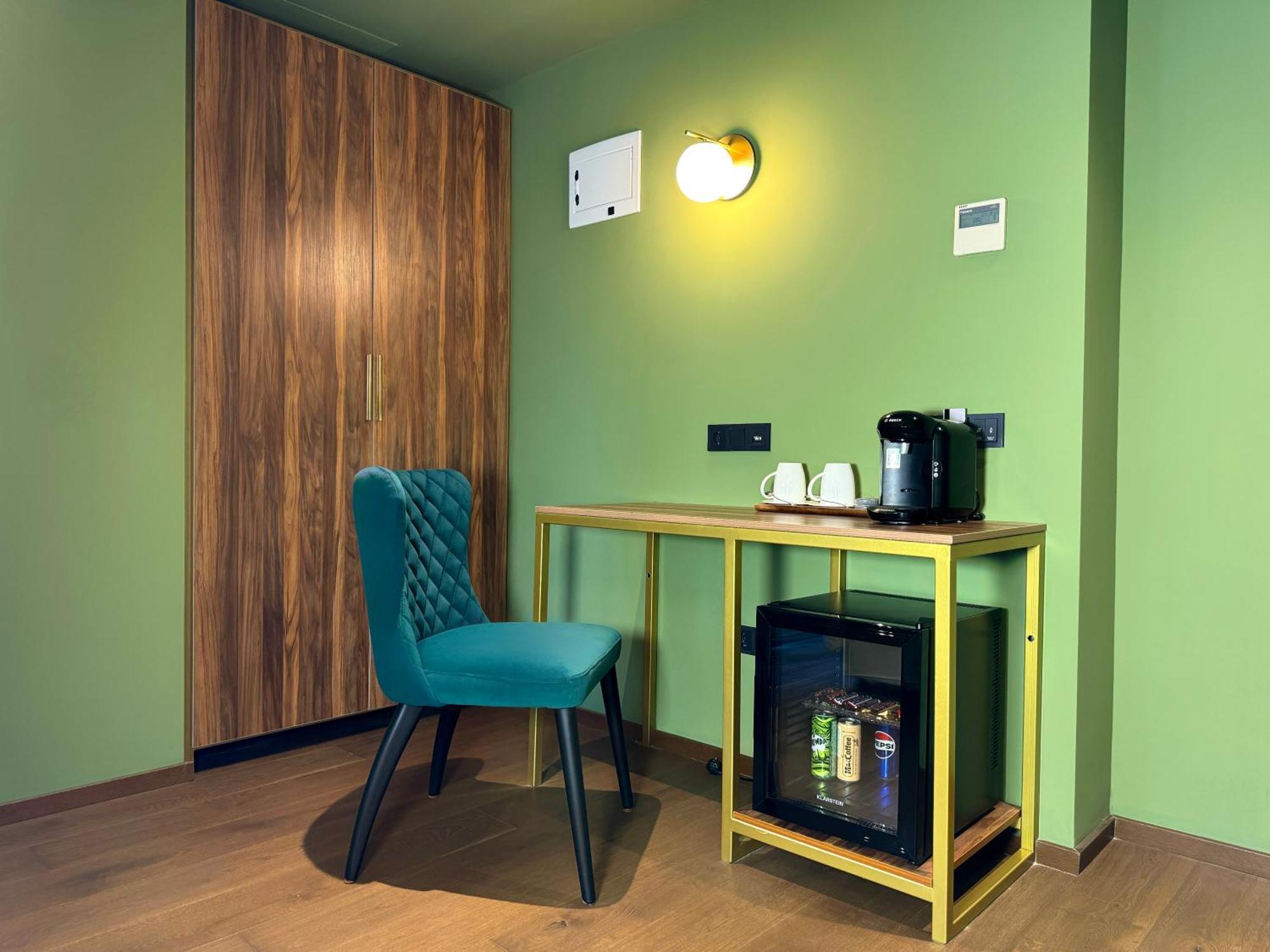 Tbilisi Edition - Design Hotel & Private Spa Екстер'єр фото