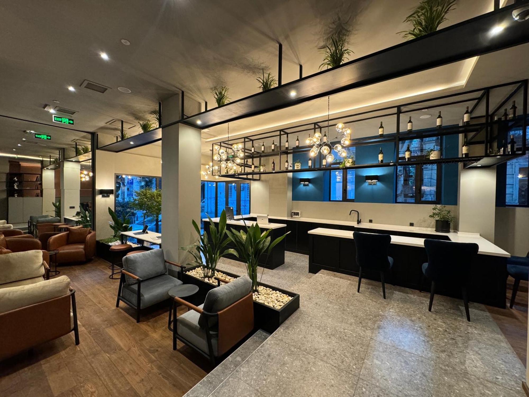 Tbilisi Edition - Design Hotel & Private Spa Екстер'єр фото