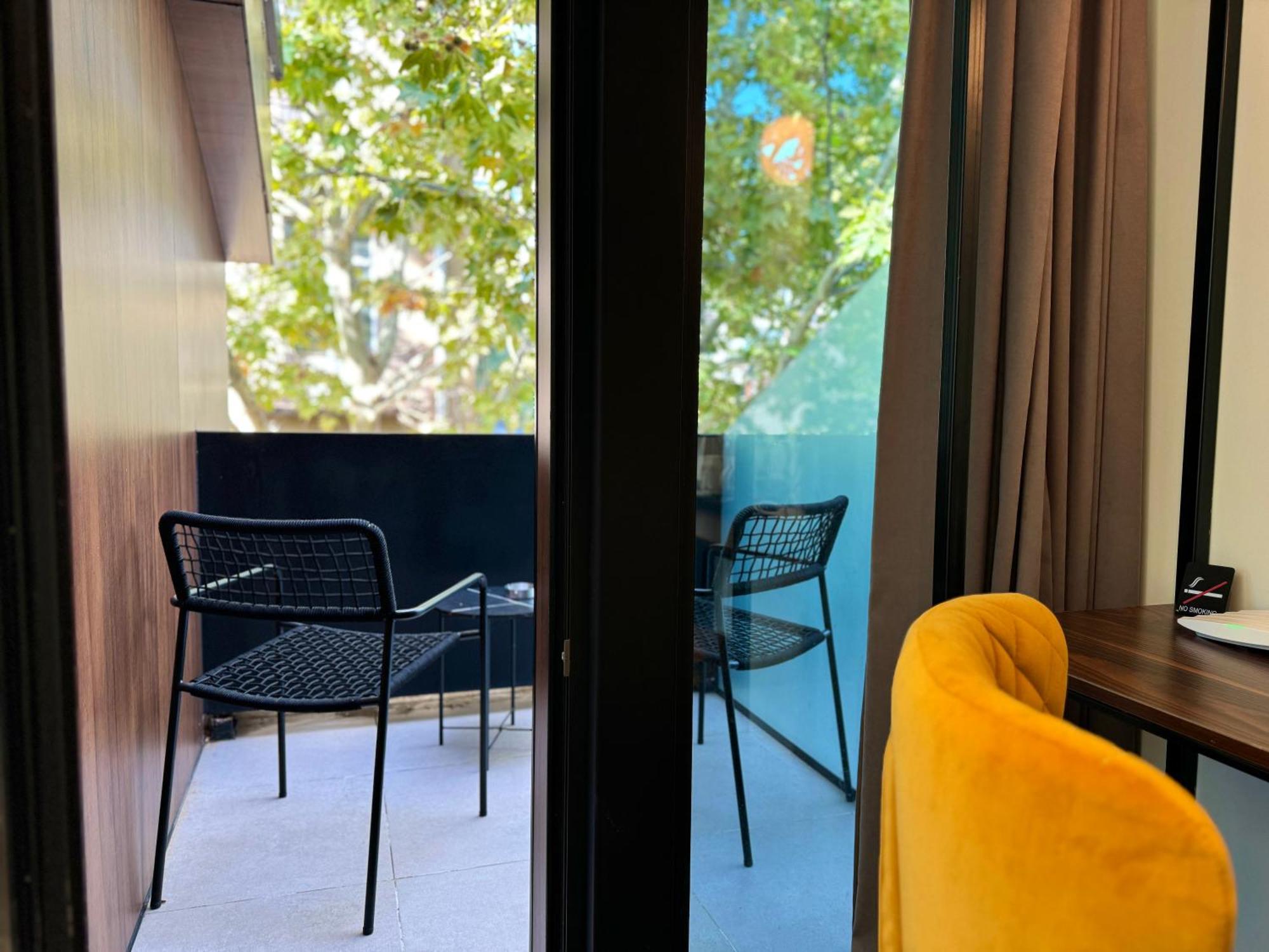 Tbilisi Edition - Design Hotel & Private Spa Екстер'єр фото